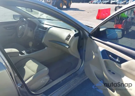 2014 Nissan Altima 2.5/2.5 S/2.5 Sl/2.5 Sv z USA, uszkodzony, nr VIN 1N4AL3AP6EN376582